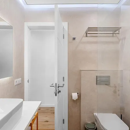 Tenerife Royal Gardens - Frontline -heated Pool Appartement *
